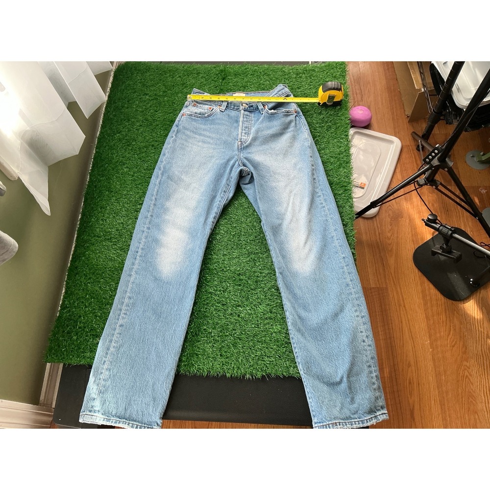 Levis 501 Curve Light Wash Straight Leg Button Fly Jeans W26 L30 Light Blue